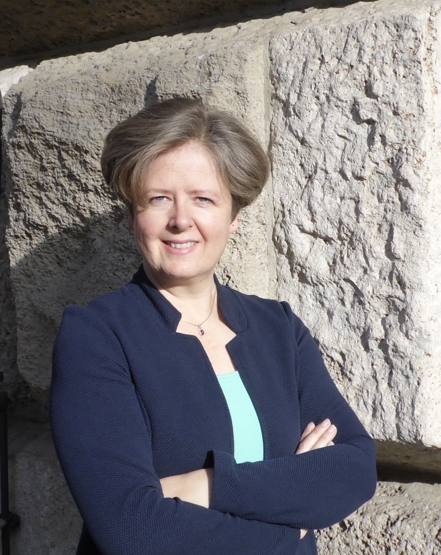 Claudia Markovic - Connected to English